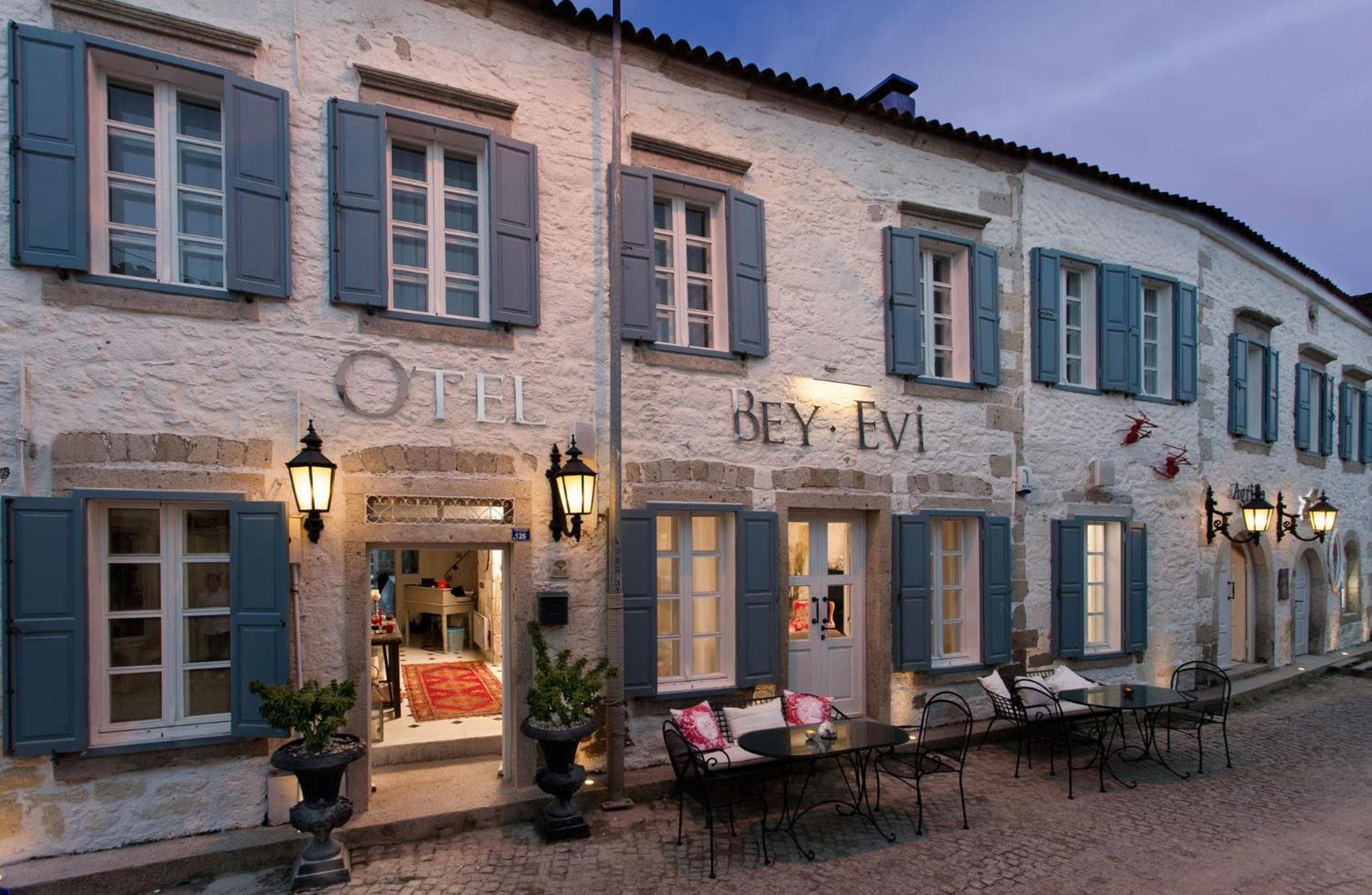 Beyevi Alaçatı