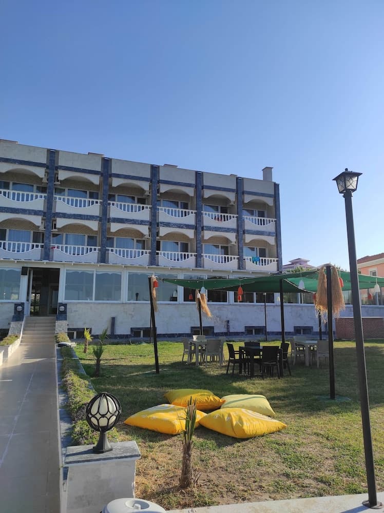 Cunda Basel hotel