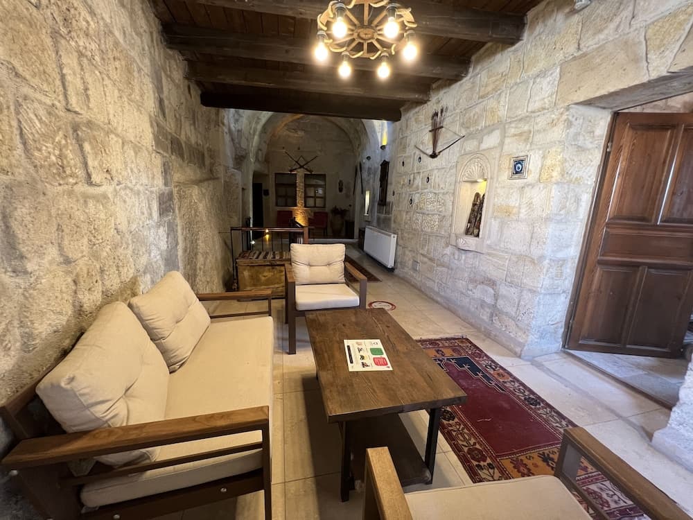 Castle Cave Hotel — photo 5