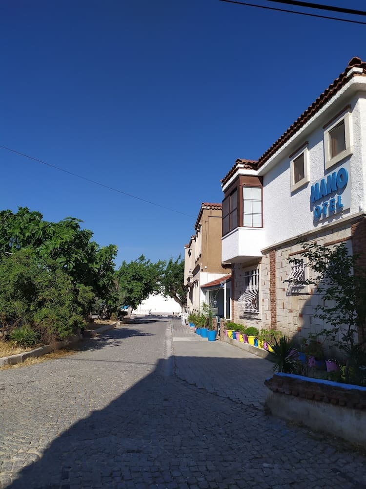Nano Hotel