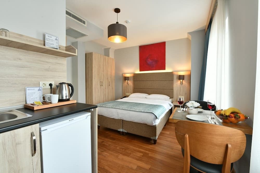 Andi Hotel