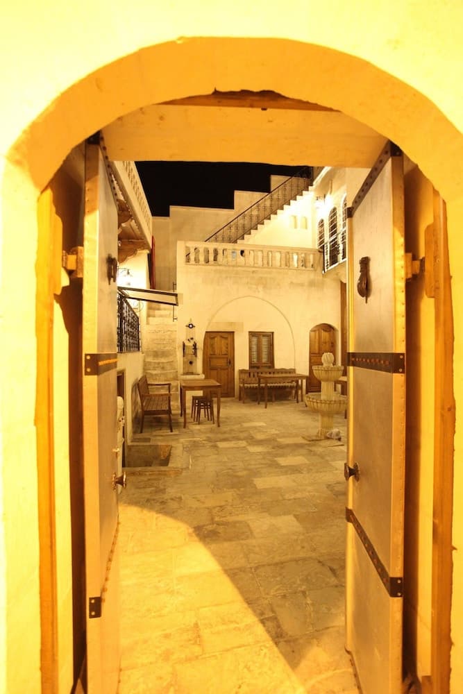 Turkmen Konagi