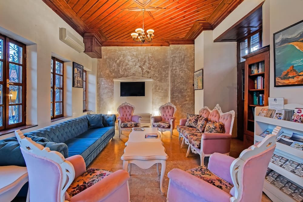 La Paloma Hotel