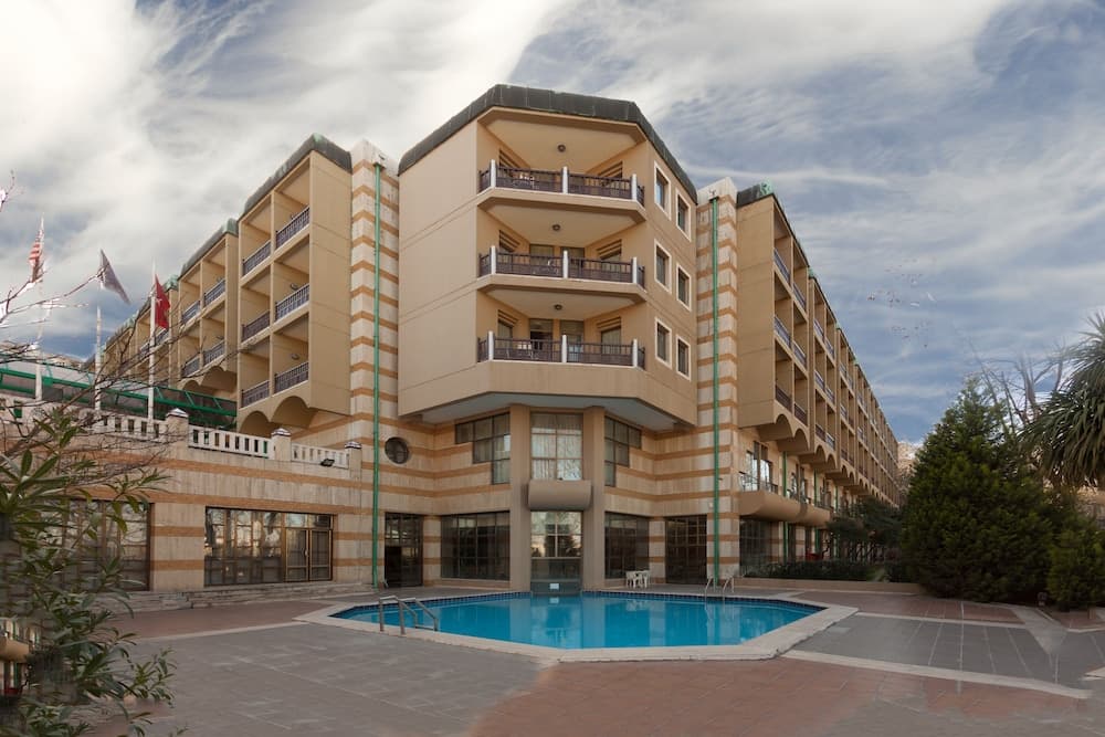Kervansaray Thermal Convention Center & Spa