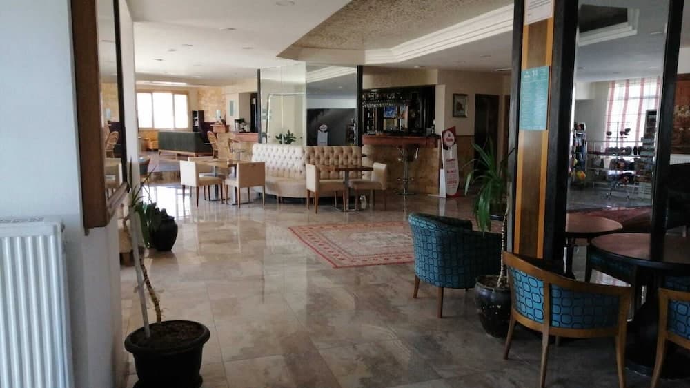 Yeni Yukseller Otel