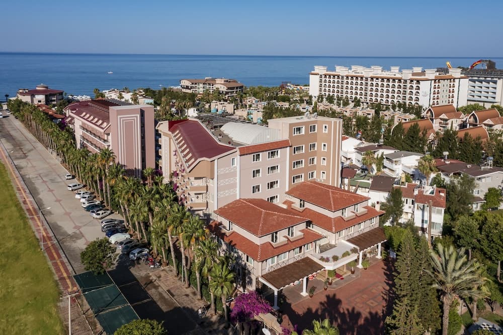 Club Dizalya Hotel