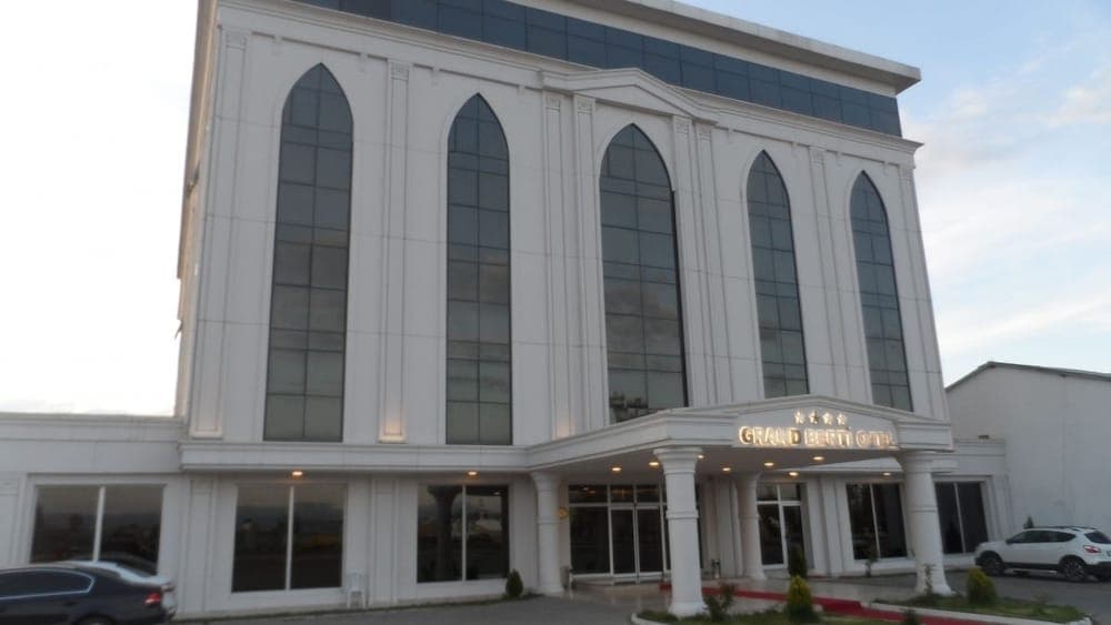 Grand Berti Hotel