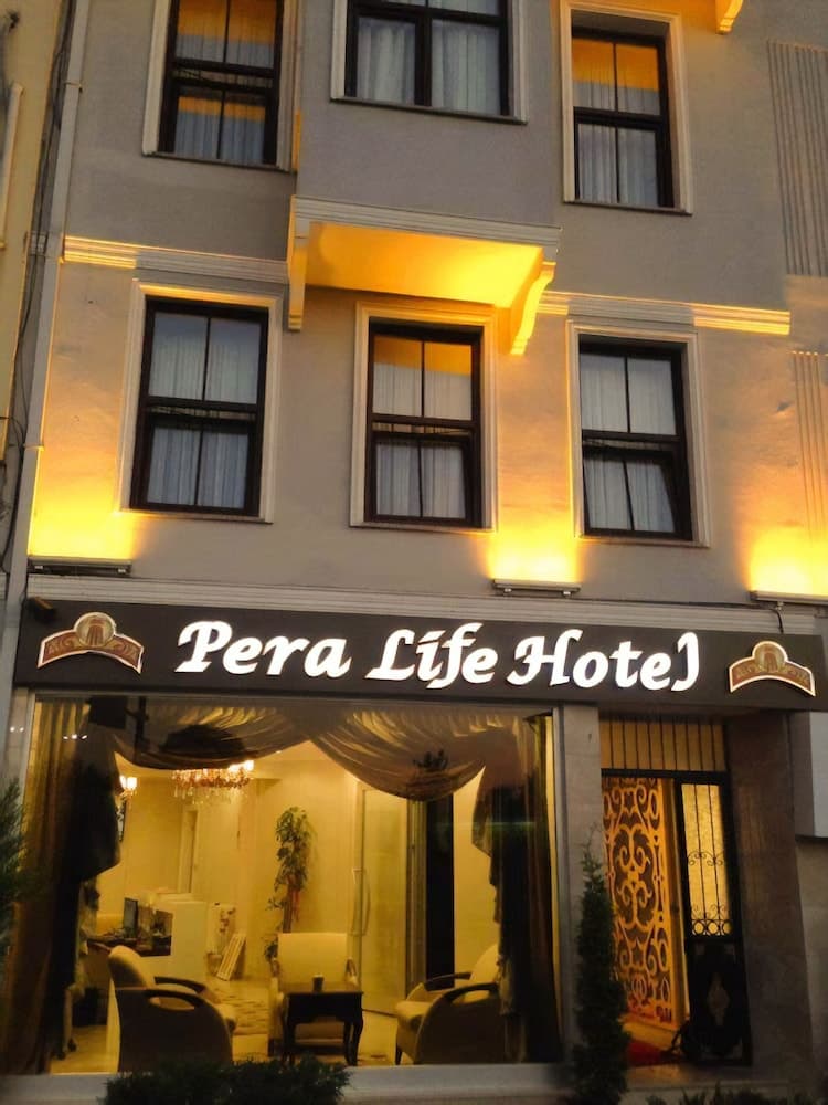 Pera Life Premium Hotel