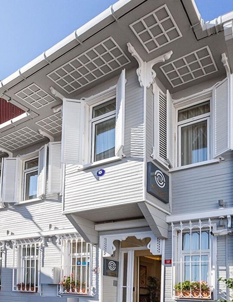 Best Point Hotel
