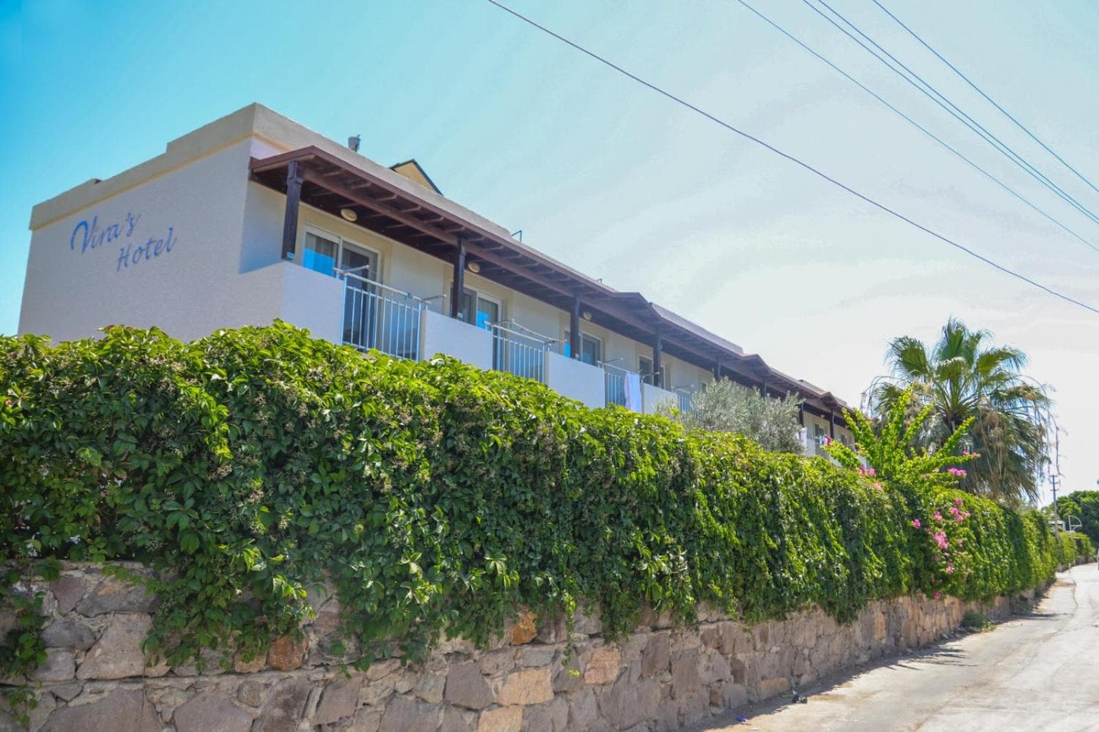 Viras Hotel