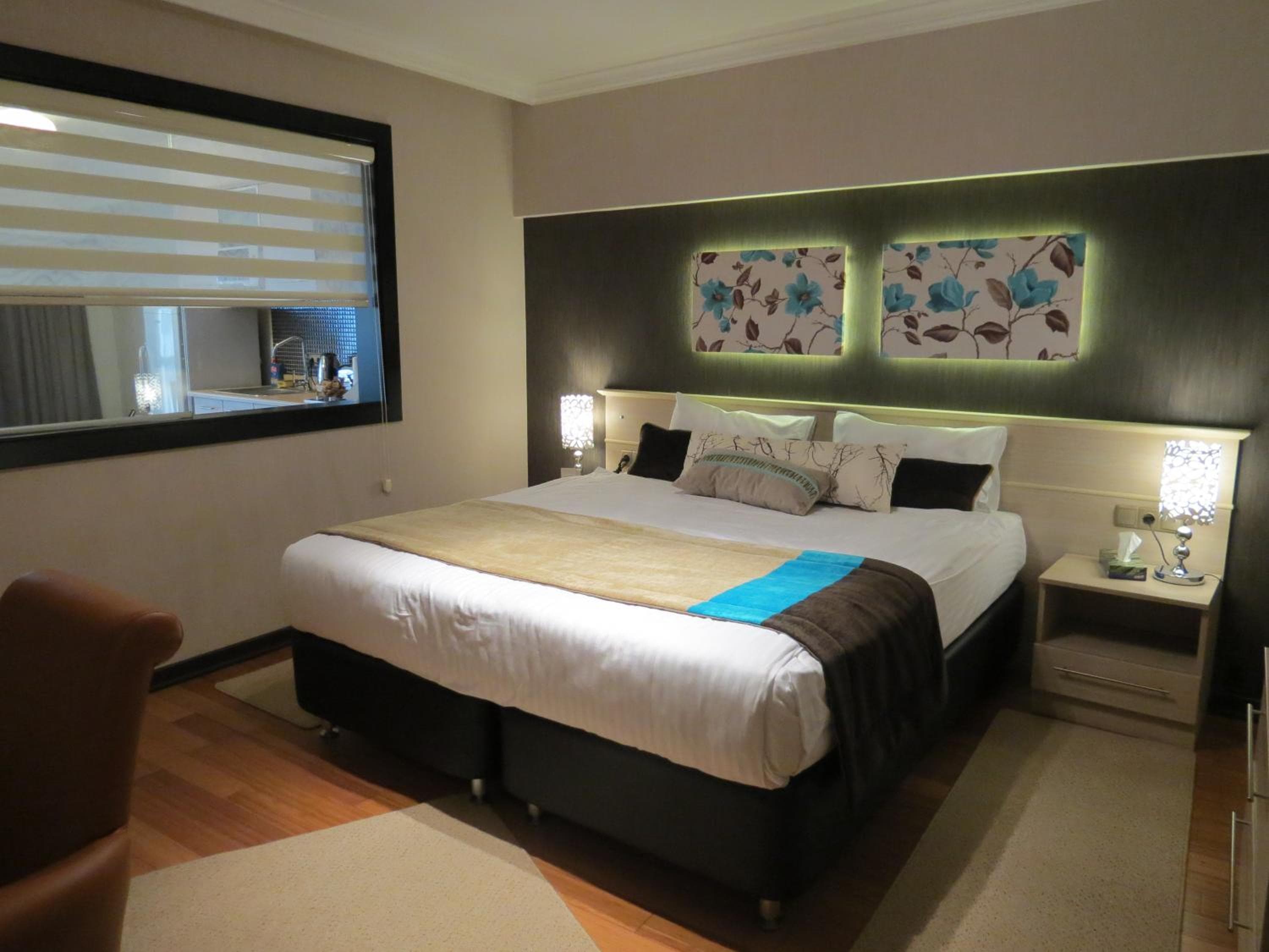 Senior Suite