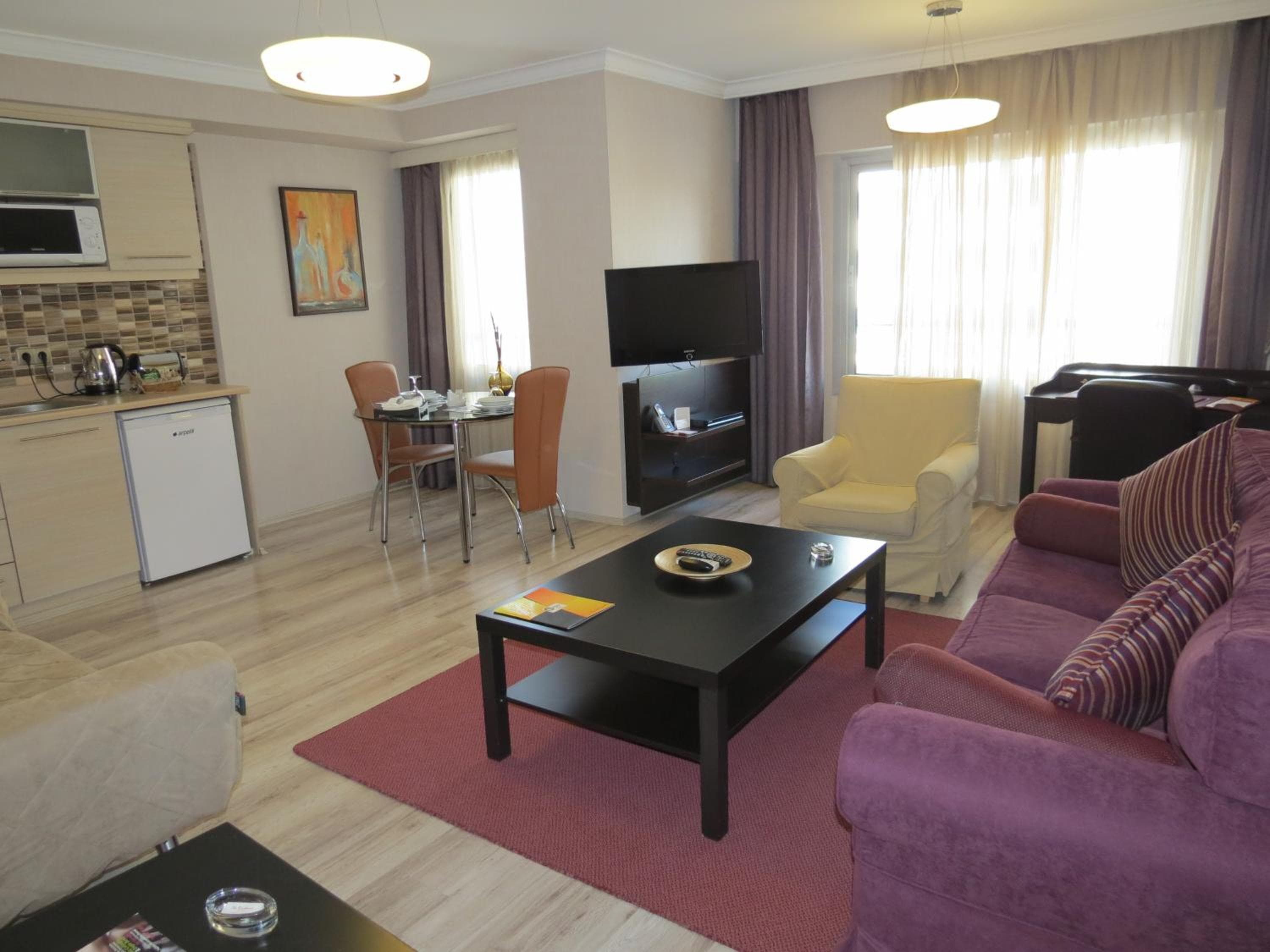 Triple Suite