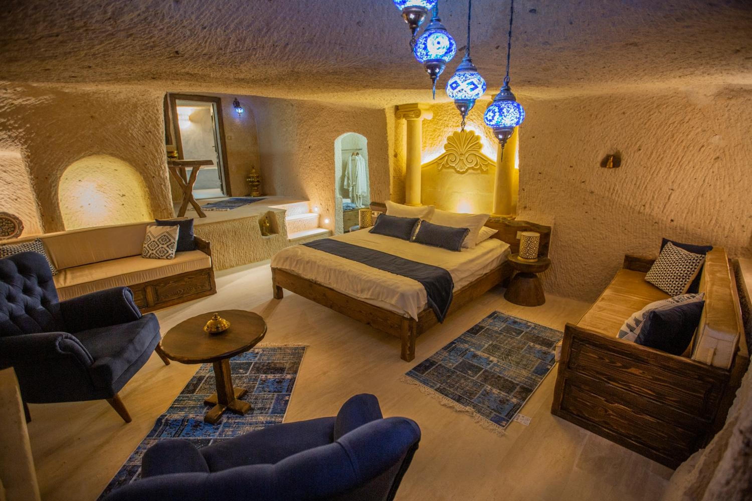 Deluxe Family Room