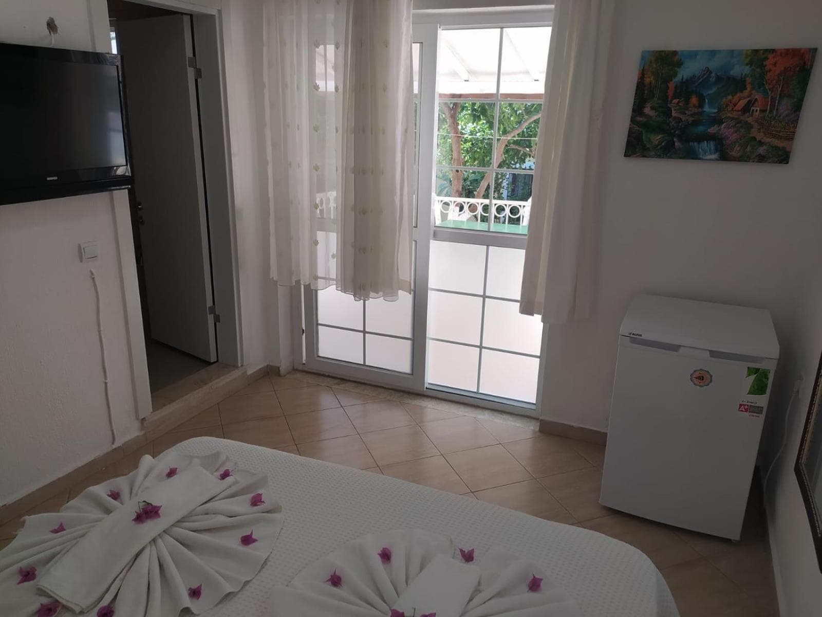 Double or Twin Room with Terrace