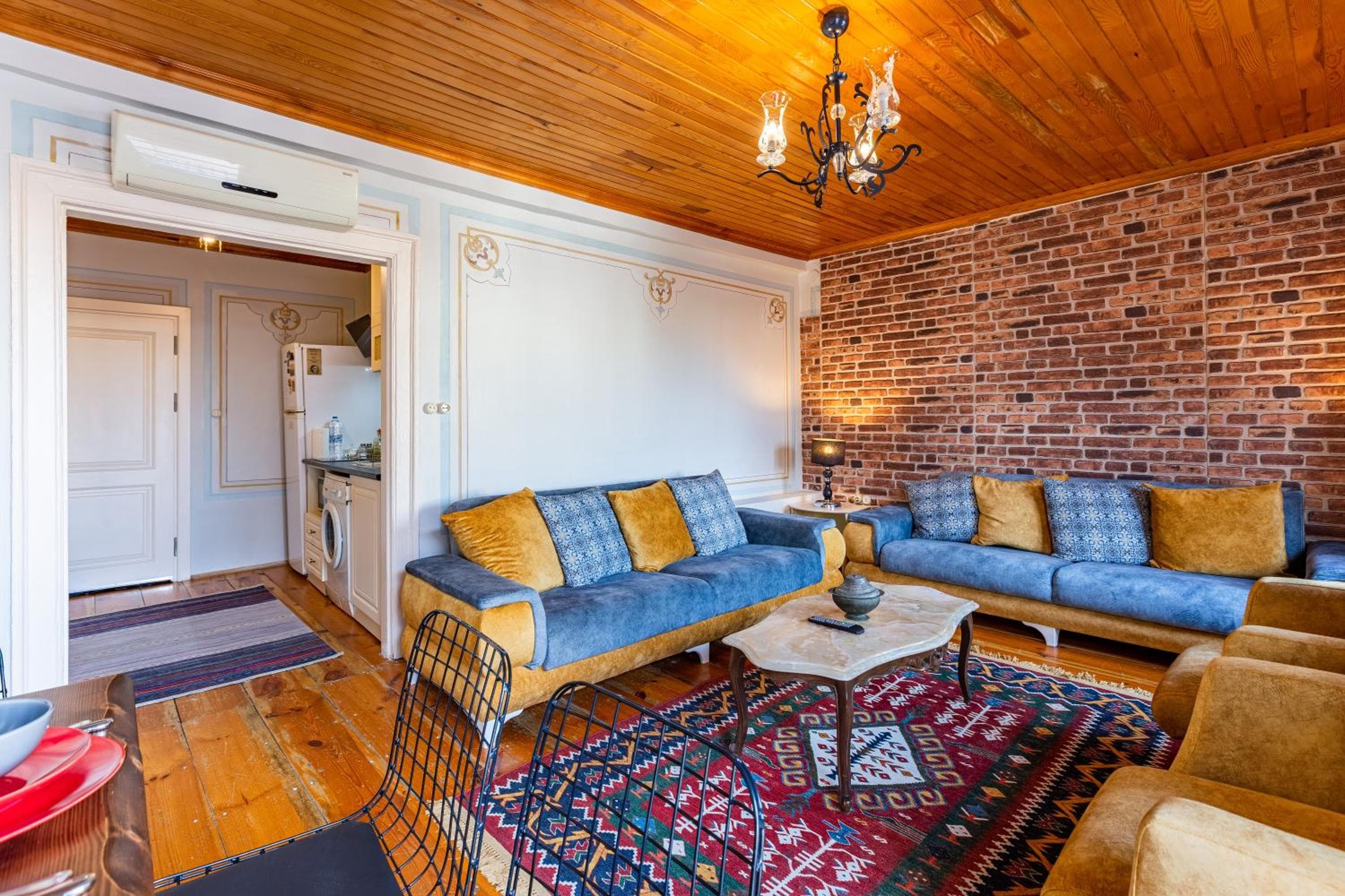 Superior Apartment