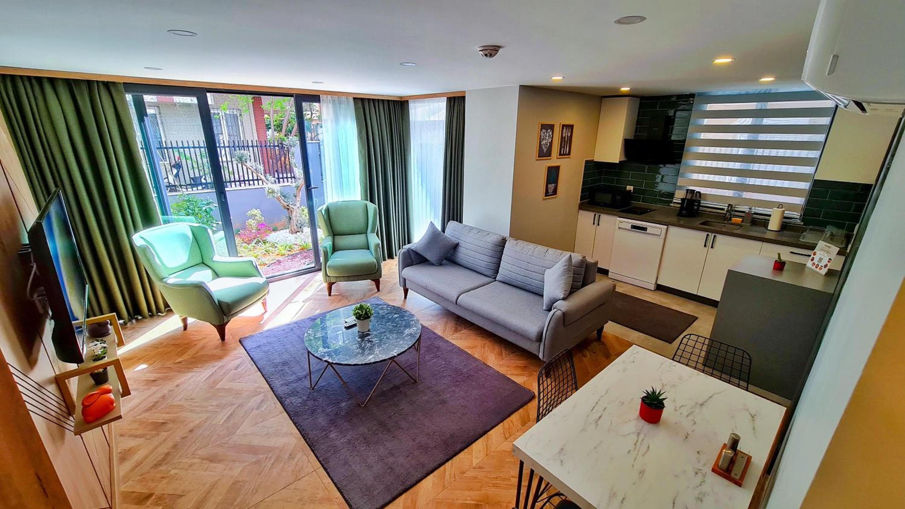Apartment with Terrace