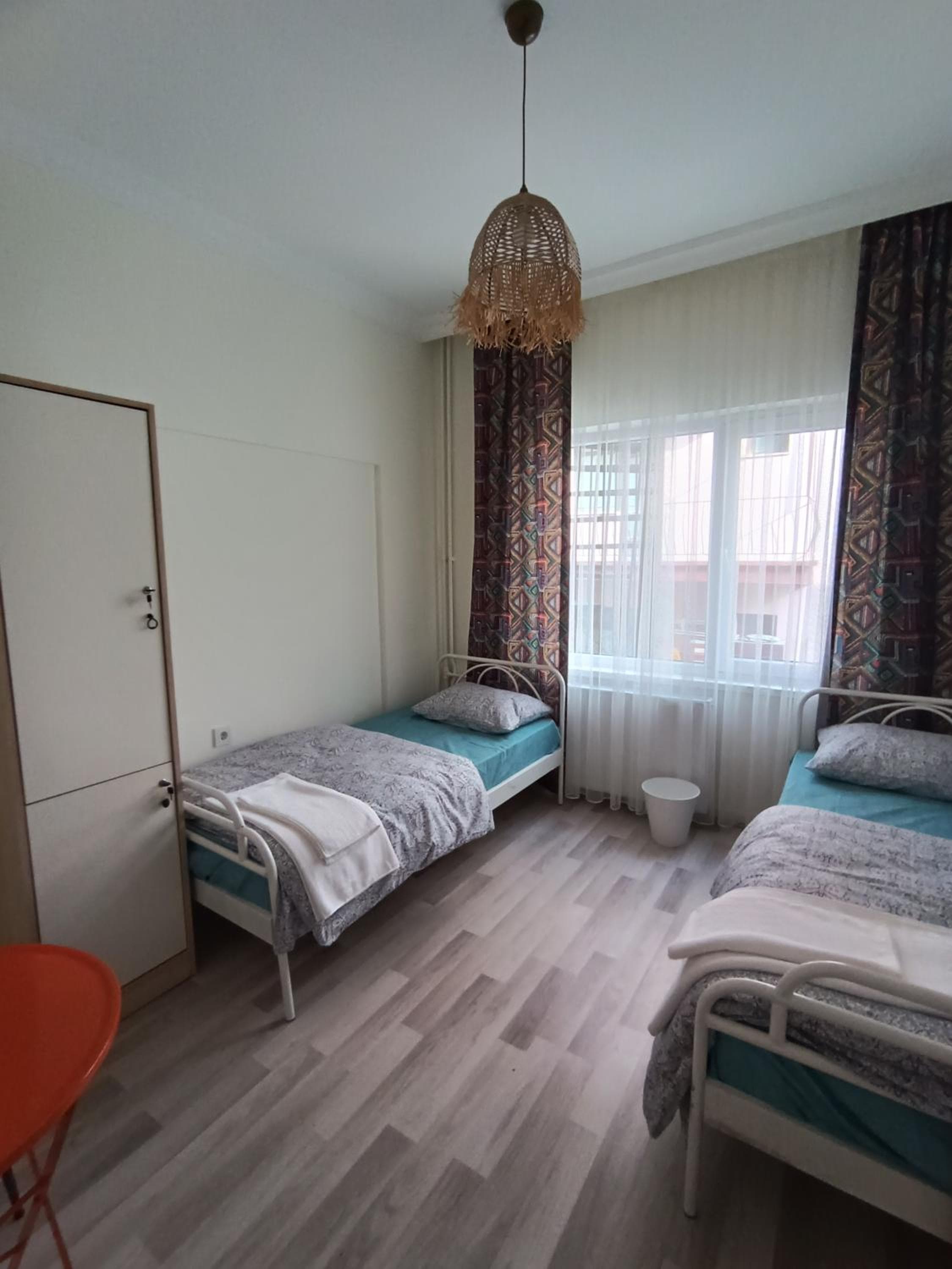 Standard Twin Room with Shared Bathroom