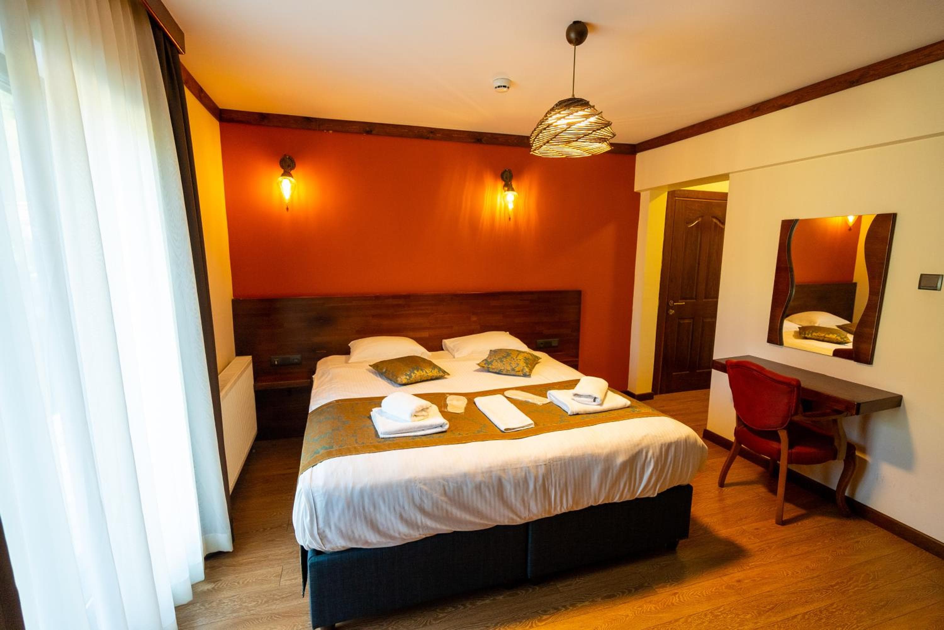 Double Room with Mountain View