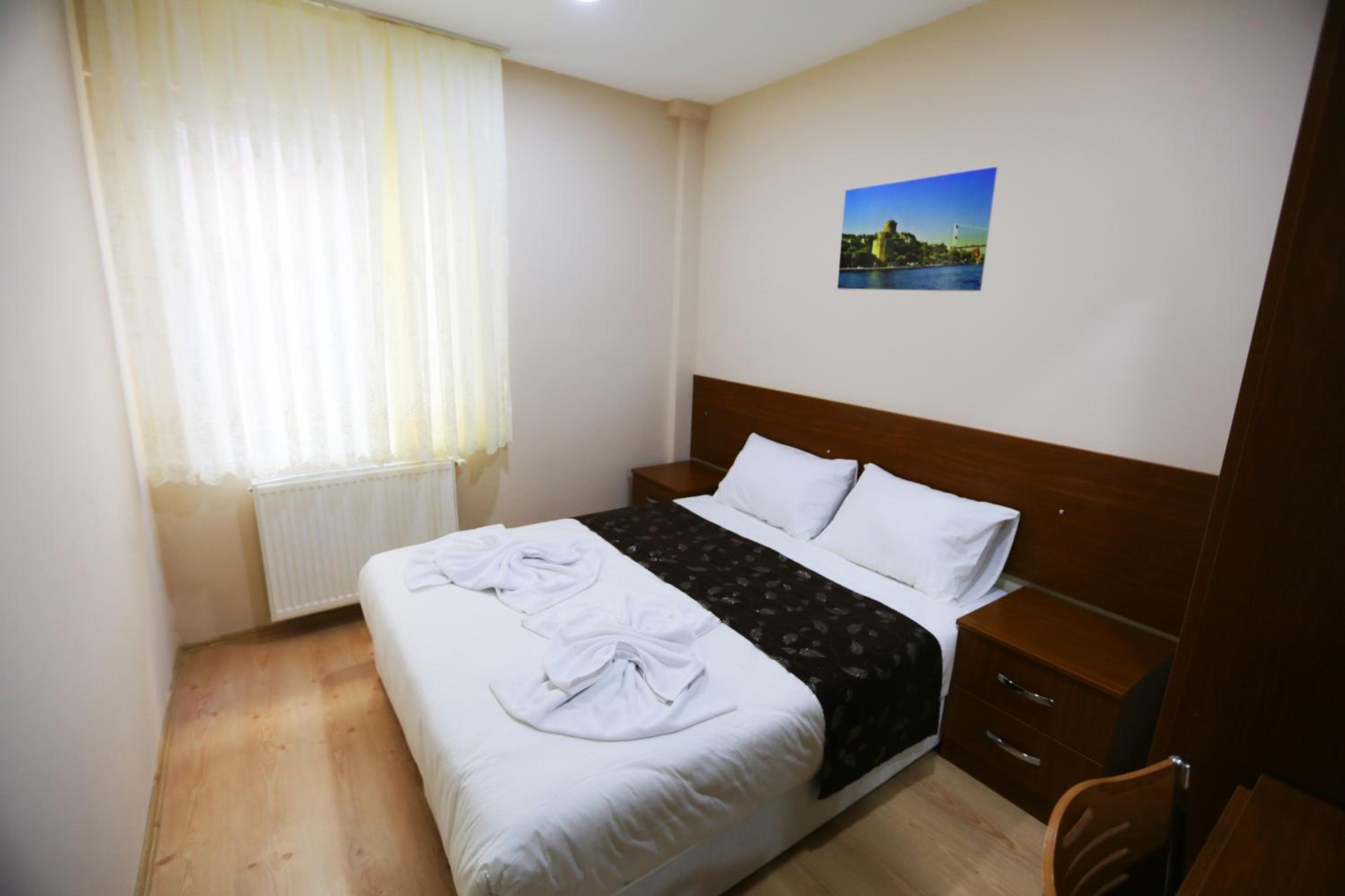 Two-Bedroom Apartment (6 Adults)