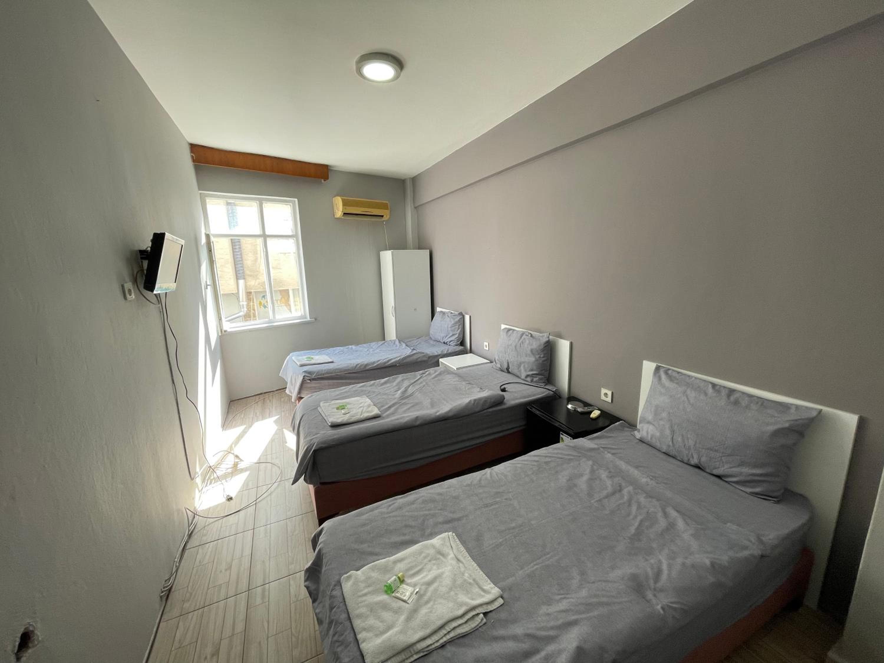 Triple Room with Private Bathroom