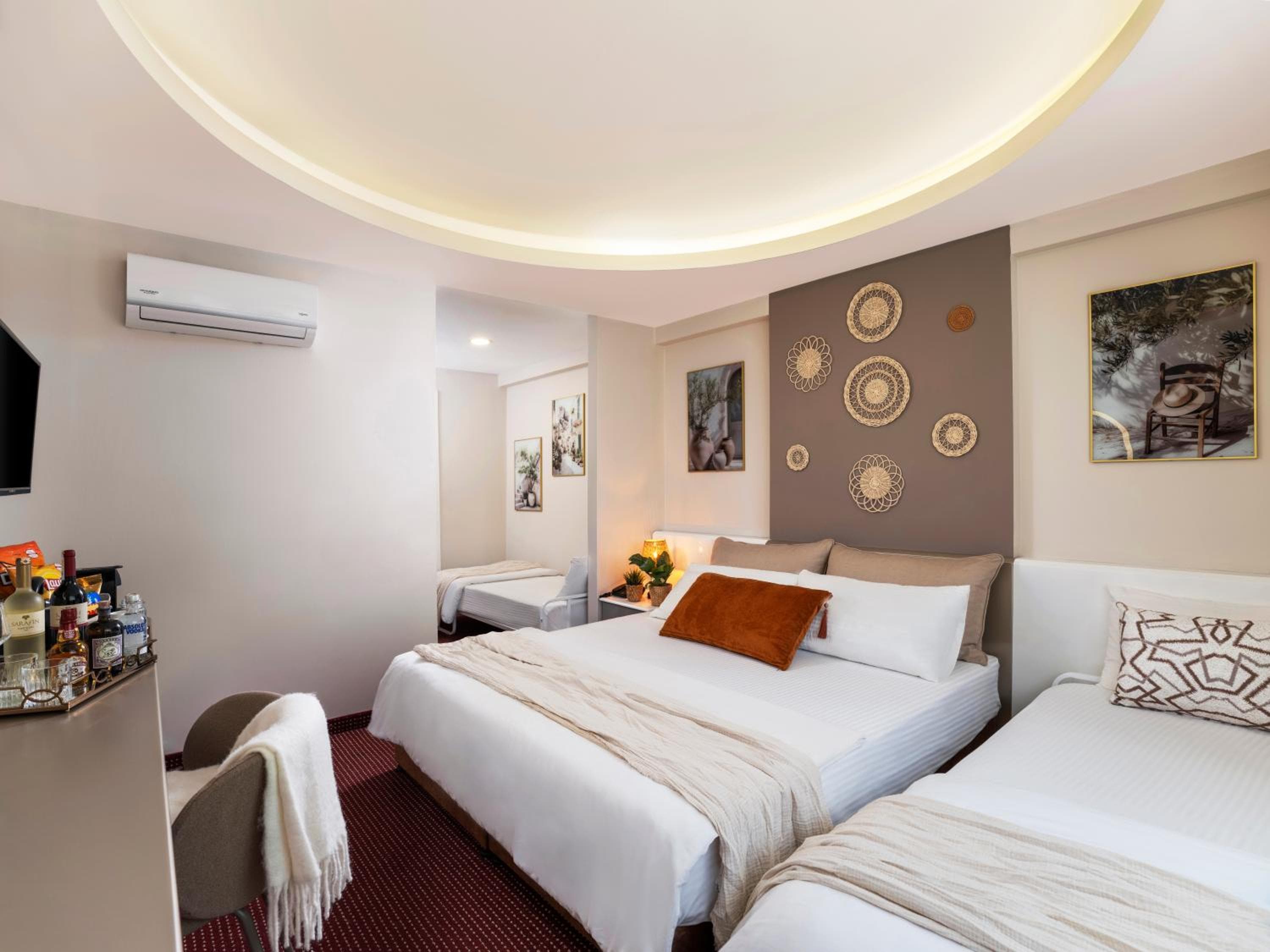 Standard Quadruple Room