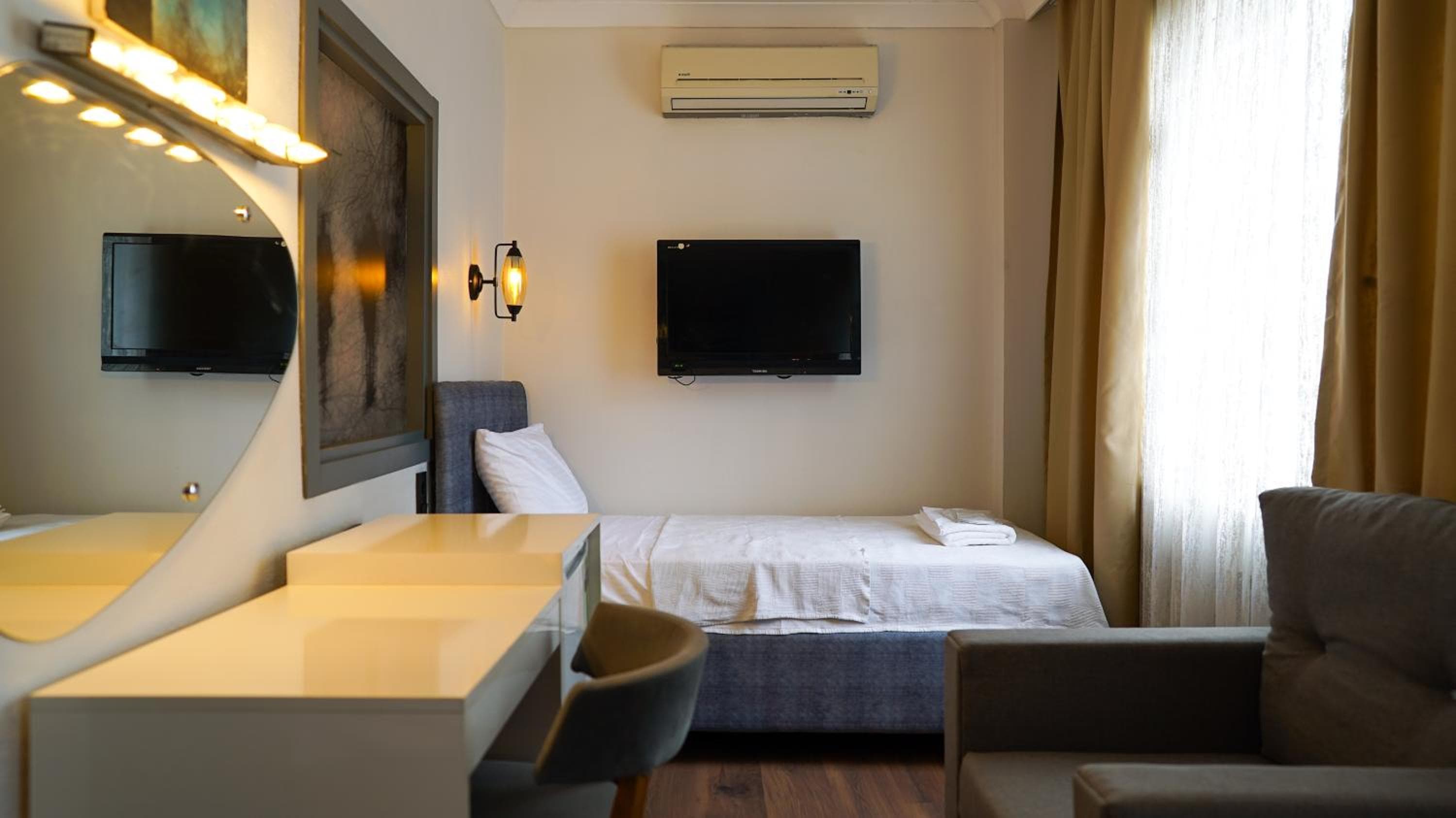Classic Triple Room