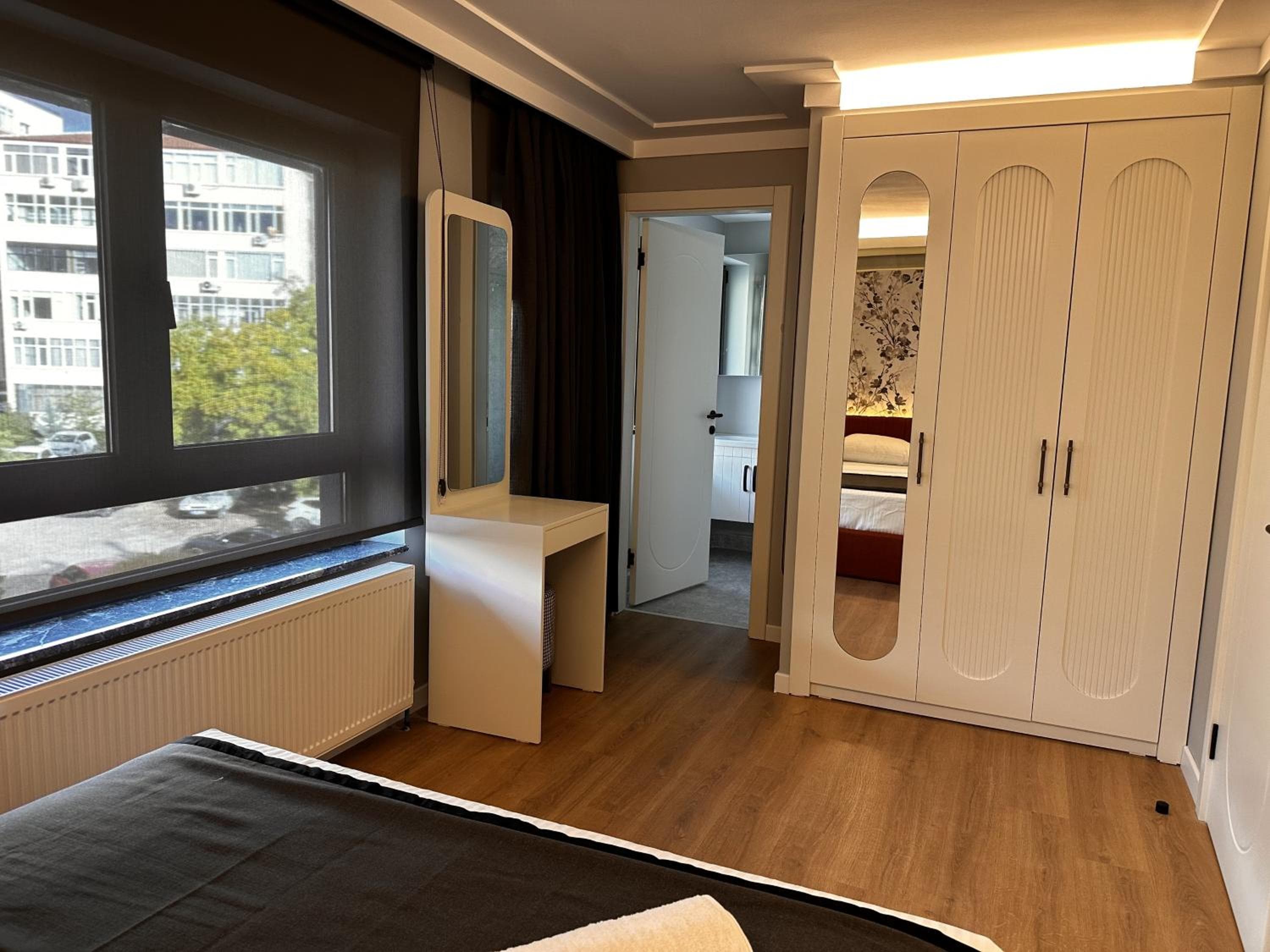 Large Double Room