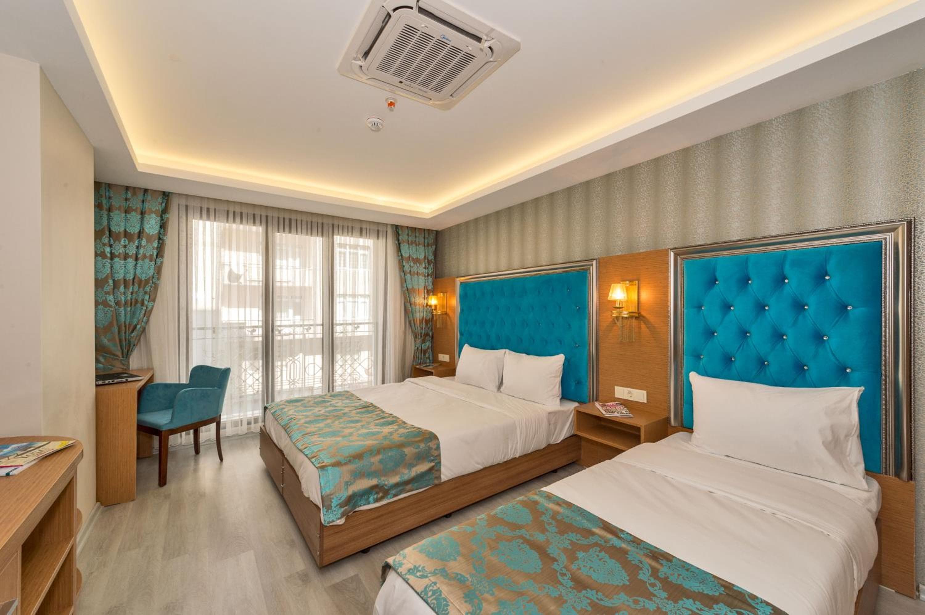 Deluxe Triple Room