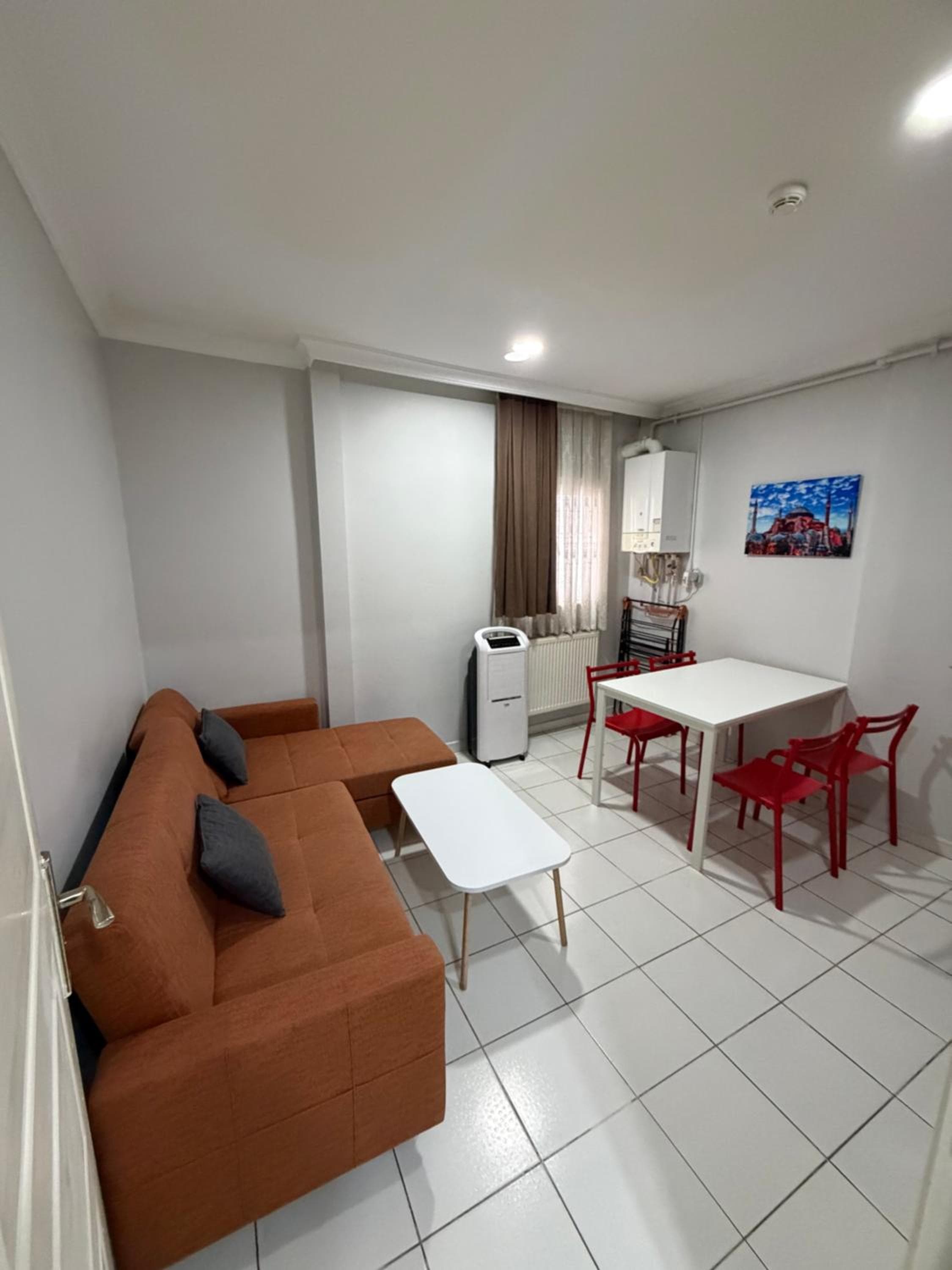One-Bedroom Standard Apartment