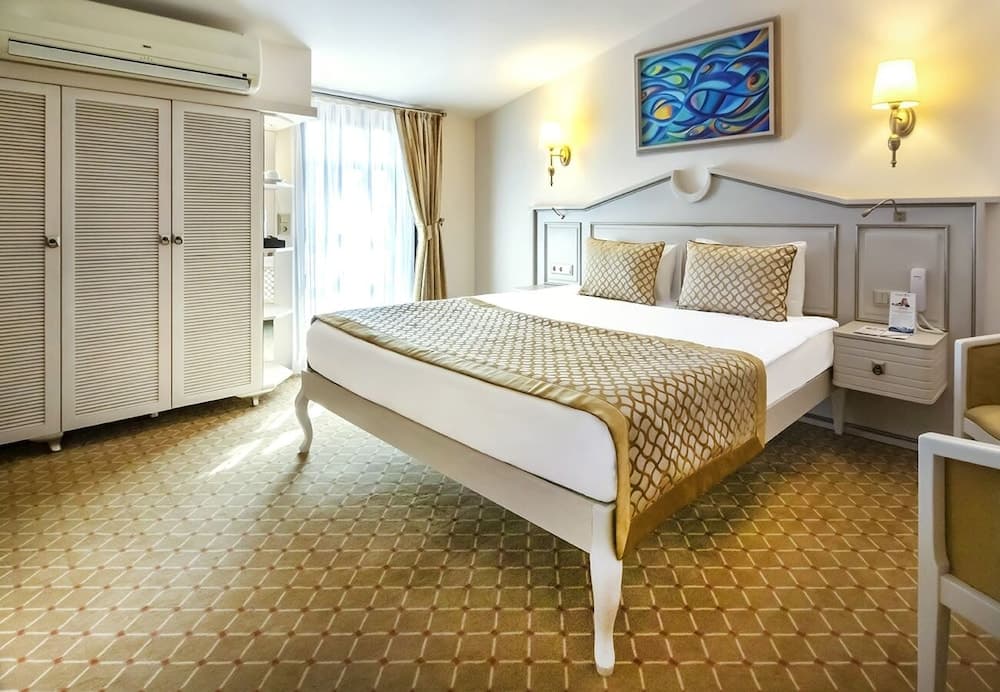 Club Duplex Room With Spa Bath
