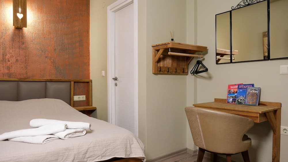 Deluxe Room, Private Bathroom