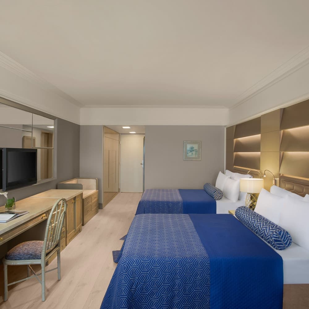 Standard Room, 1 Bedroom (Land View)