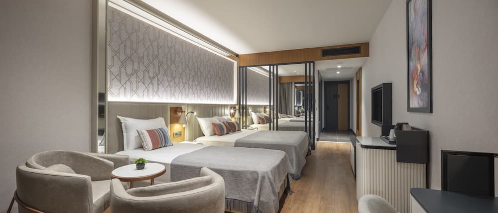Standard Sea View Room