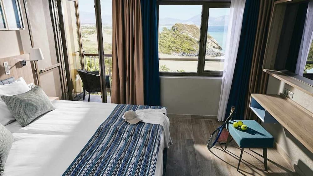 Classic Double Room Single Use, Balcony (Sea Side Small Balcony)