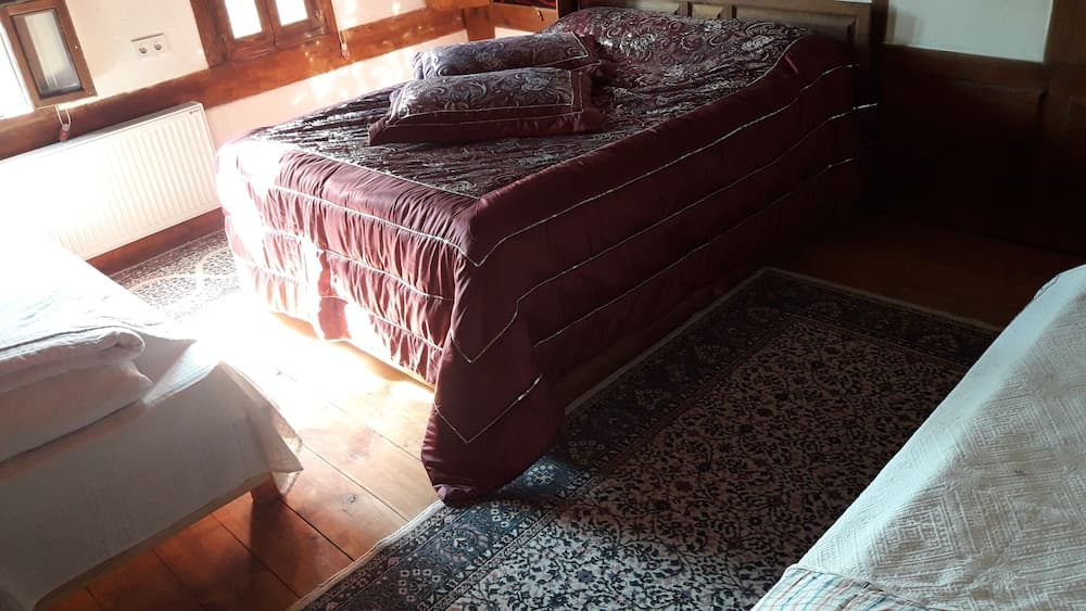 Standard Triple Room, 1 Bedroom, Garden View