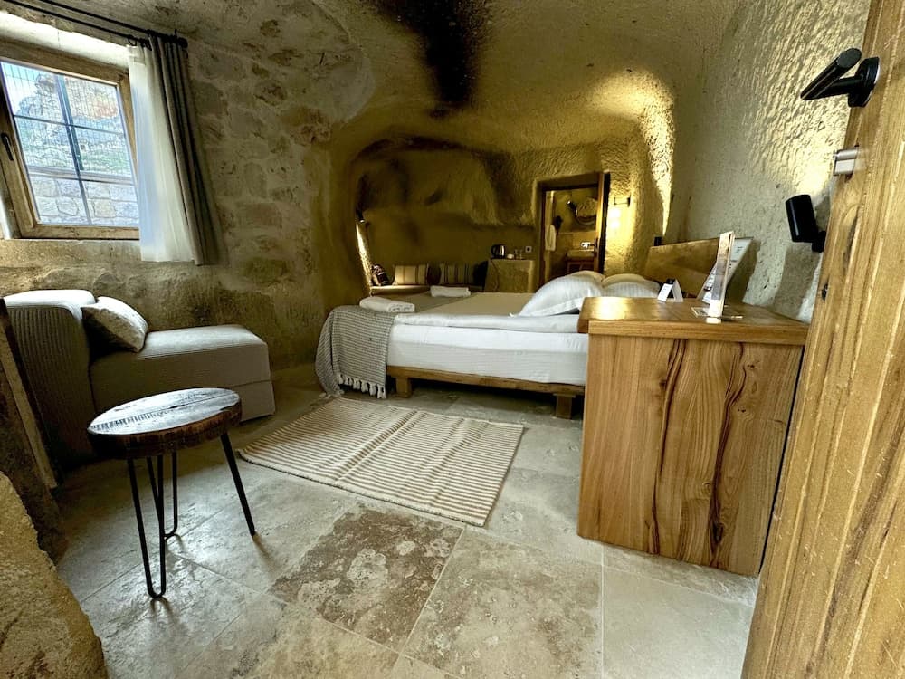 Junior Double Room, 1 Queen Bed