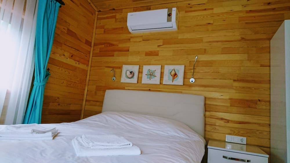 Family Bungalow, 2 Bedrooms, Non Smoking, Mountain View