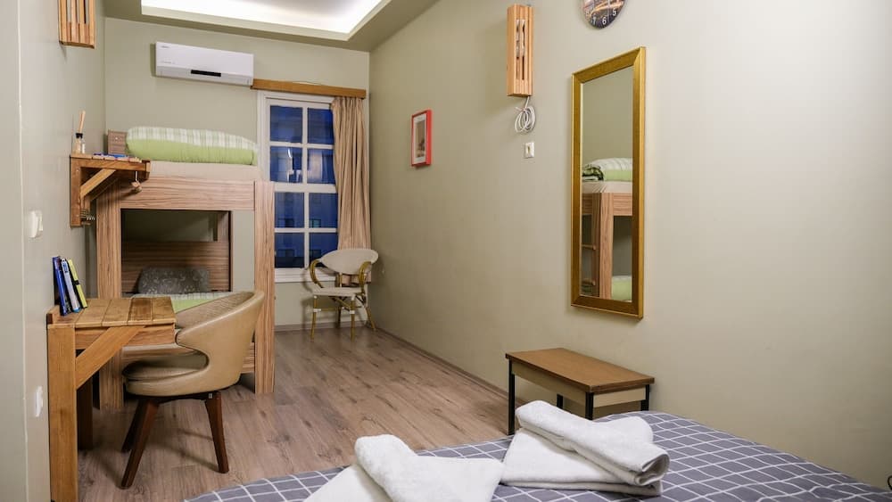 Deluxe Twin Room, Private Bathroom