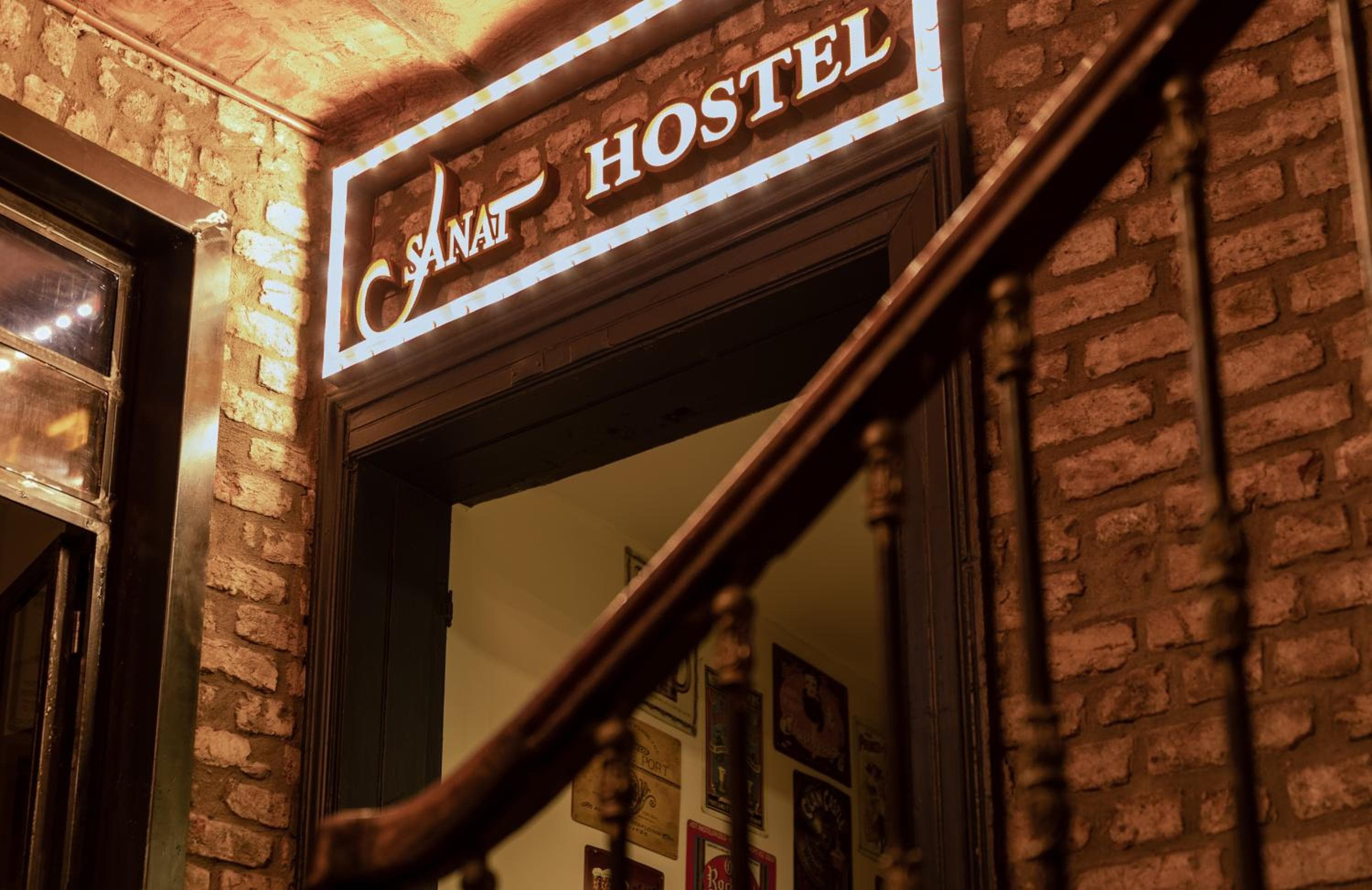 Sanat Hostel Taksim
