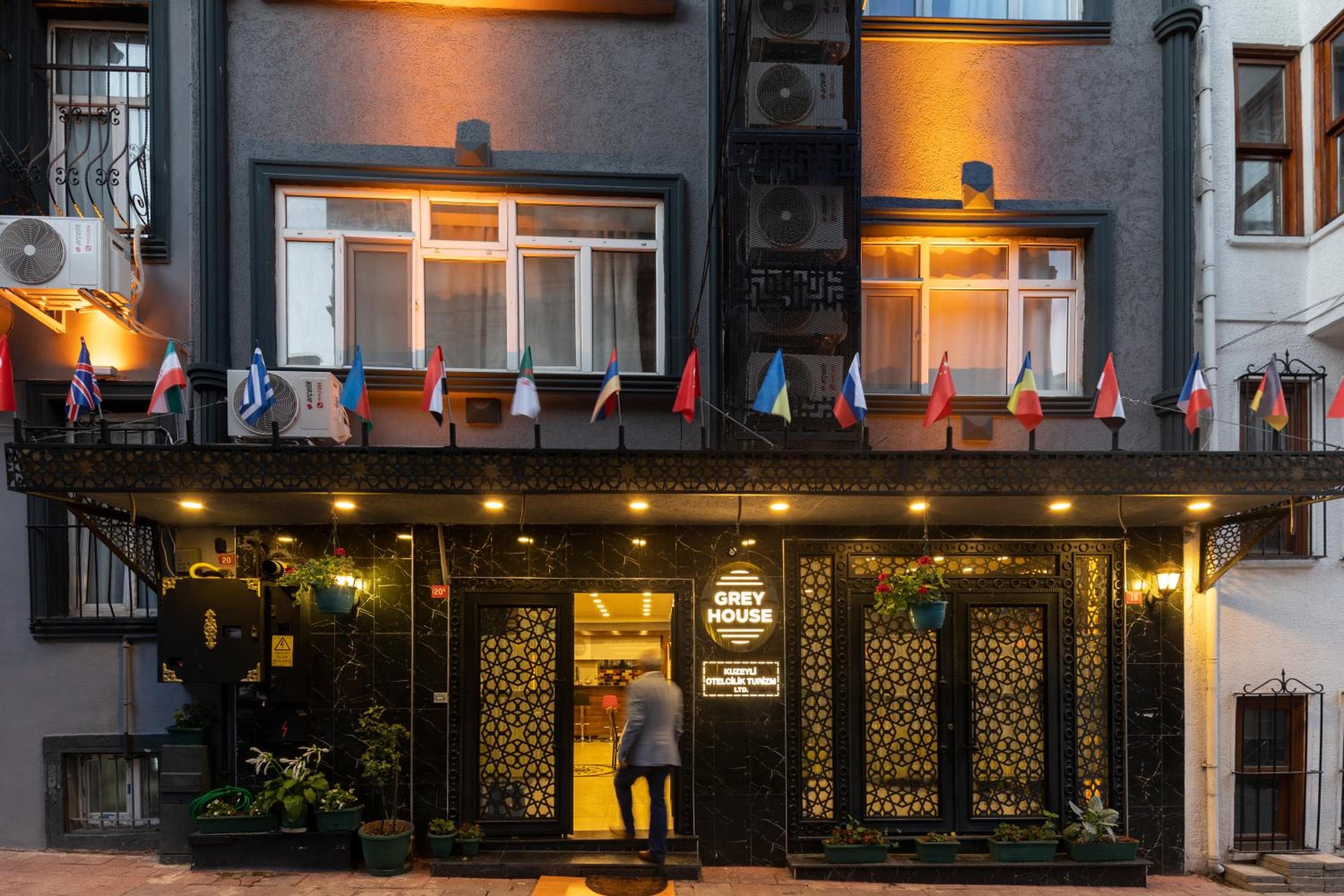 Grey House Apartments & Suites Istanbul
