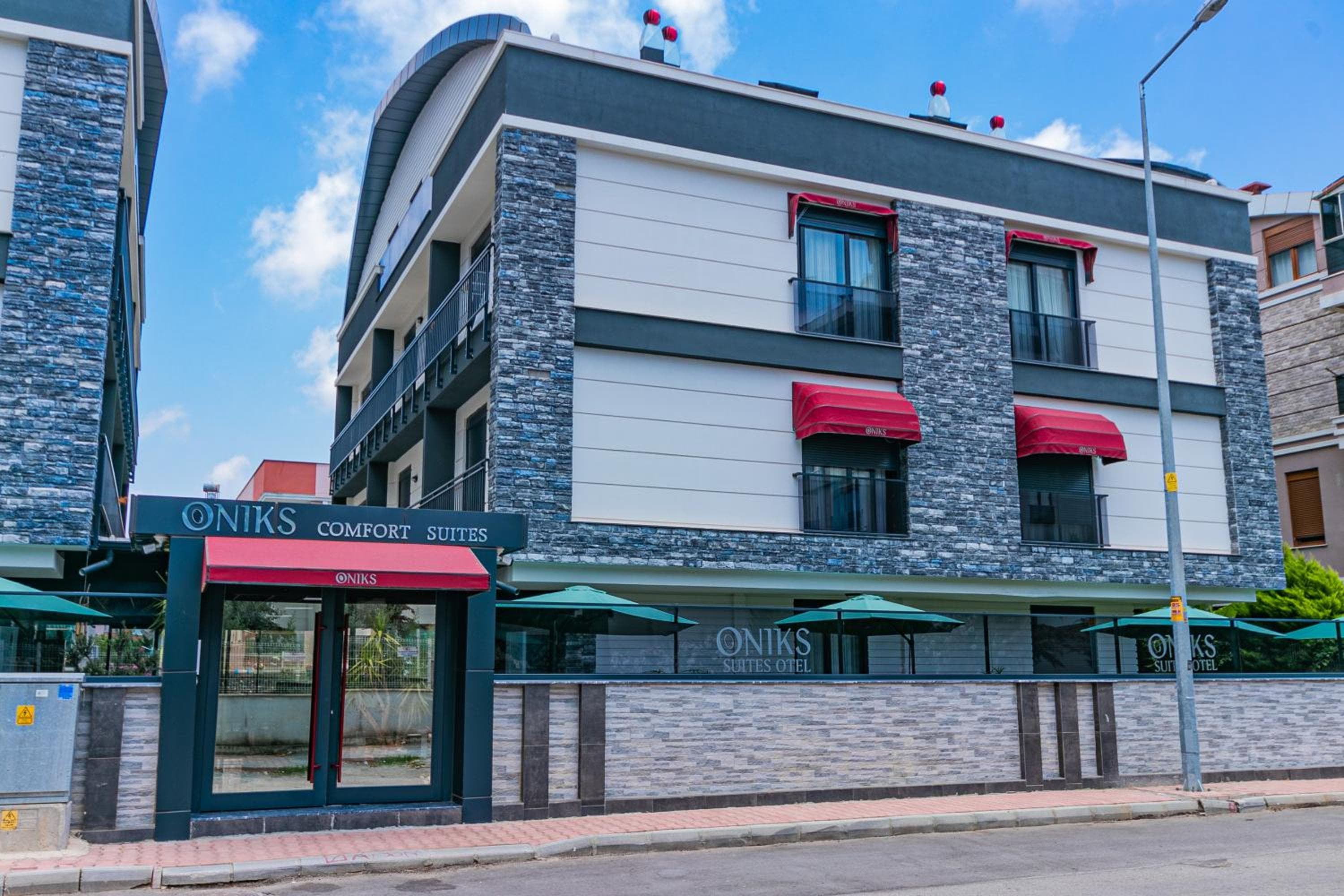 Oniks Comfort Suites