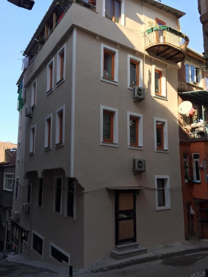 Nelly Guesthouse