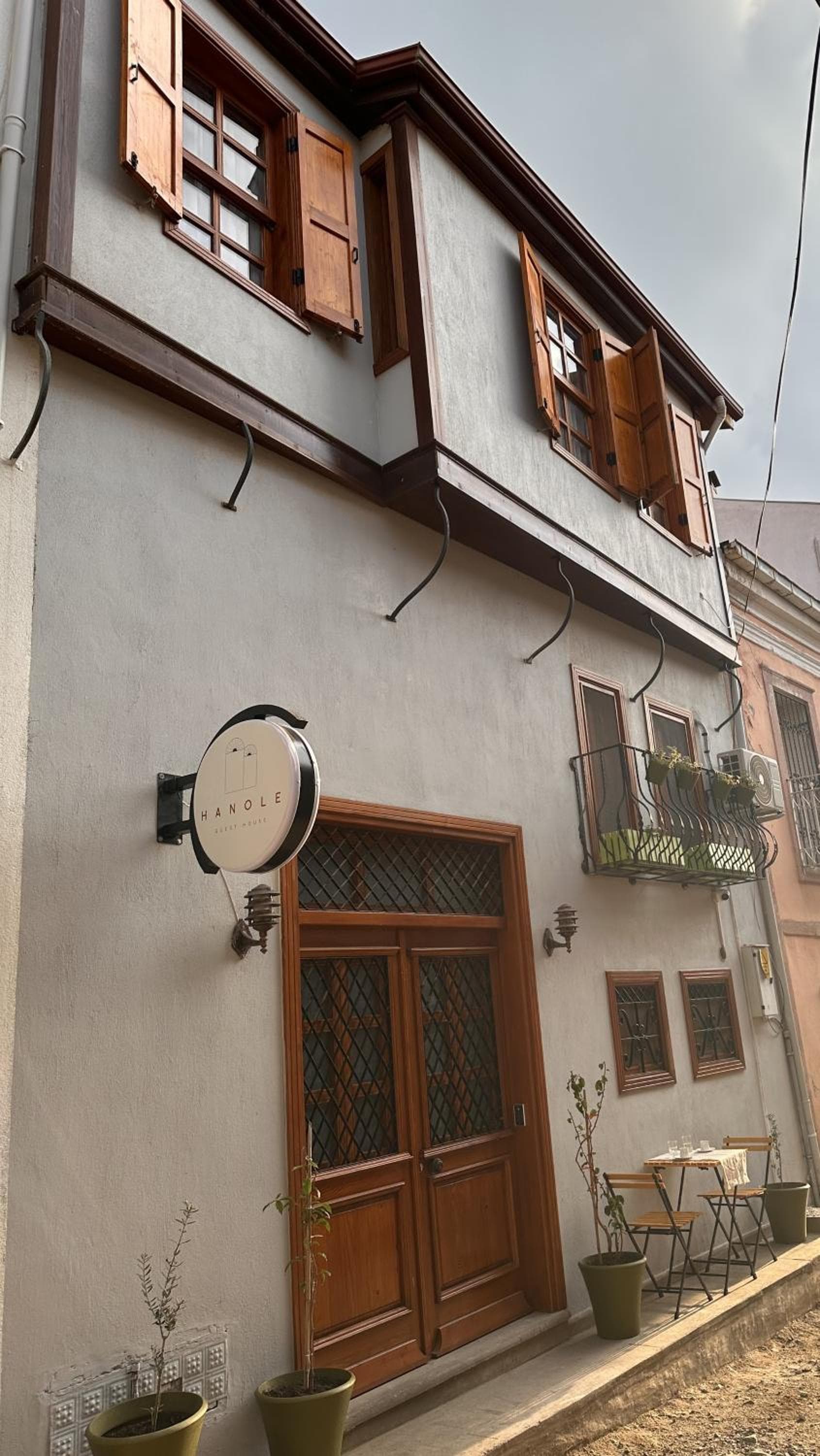 Hanole Guest House