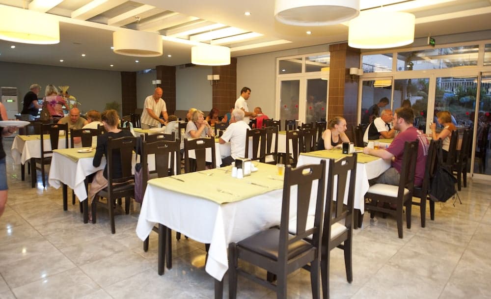 Seaden Sweet Park Hotel