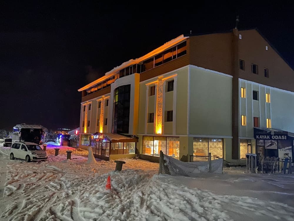 Sarikamis Snowflake Dağ Oteli
