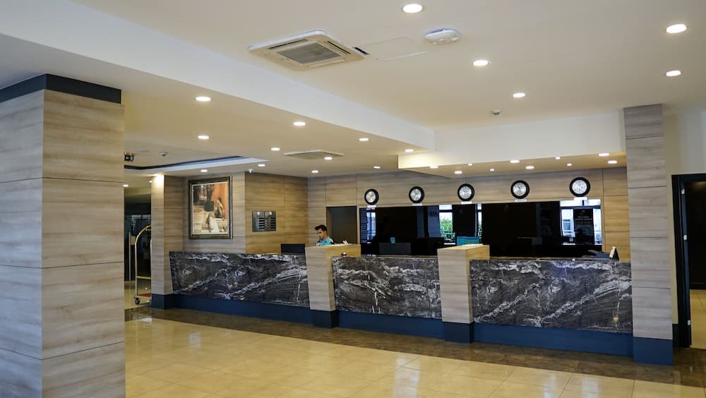 Clover Magic Seagate Belek