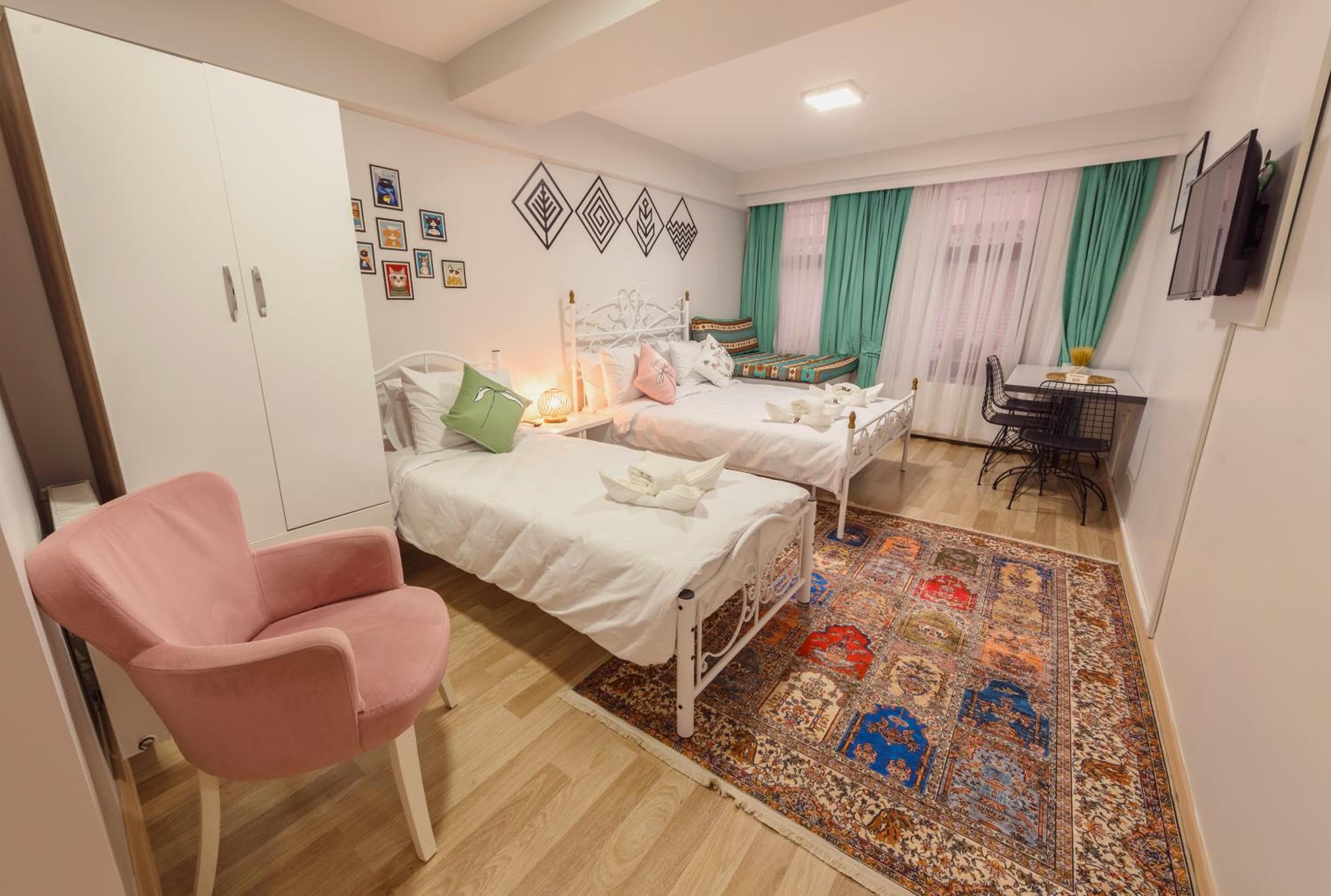 Deluxe Triple Room