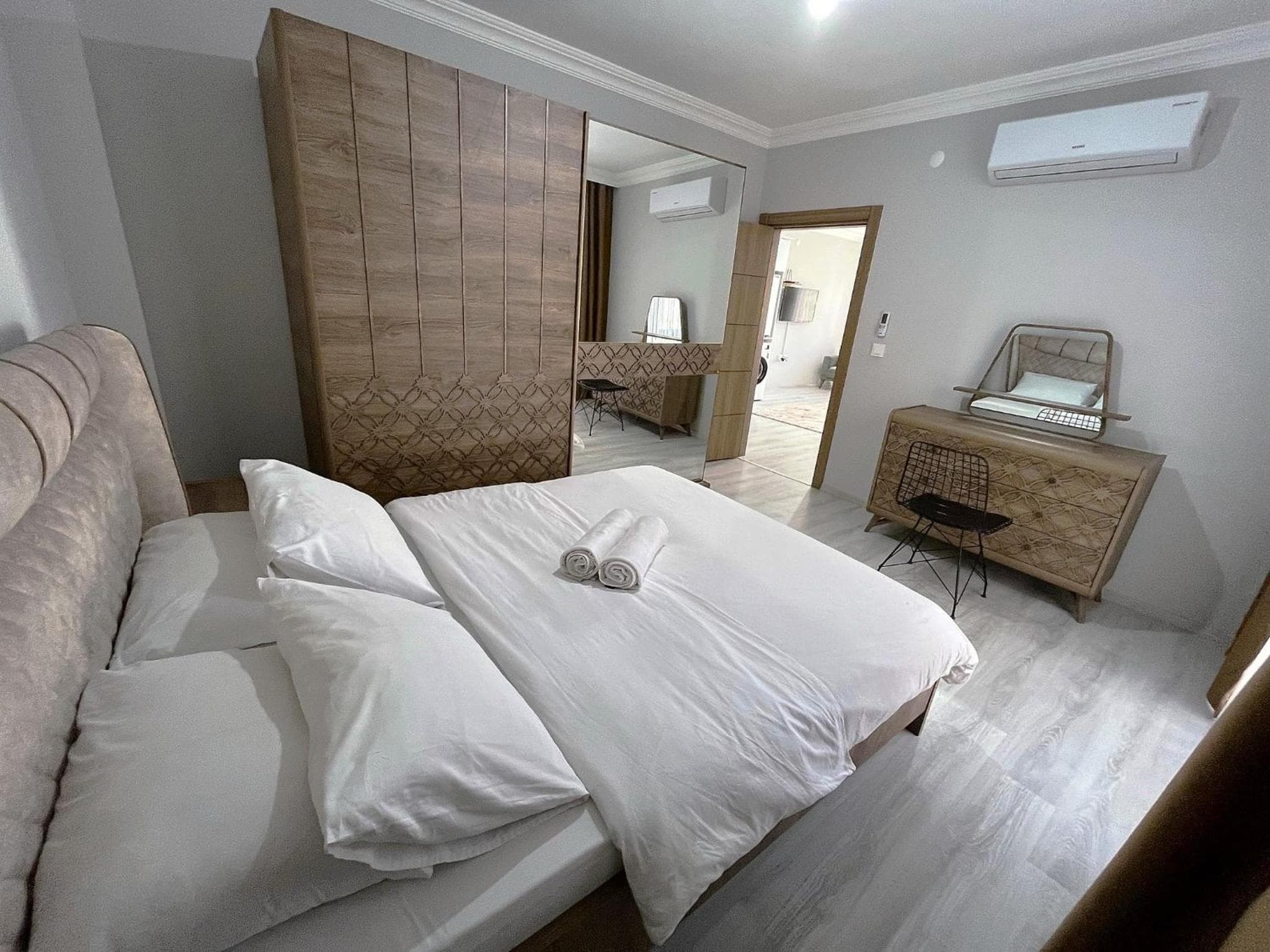 Apartment with Balcony