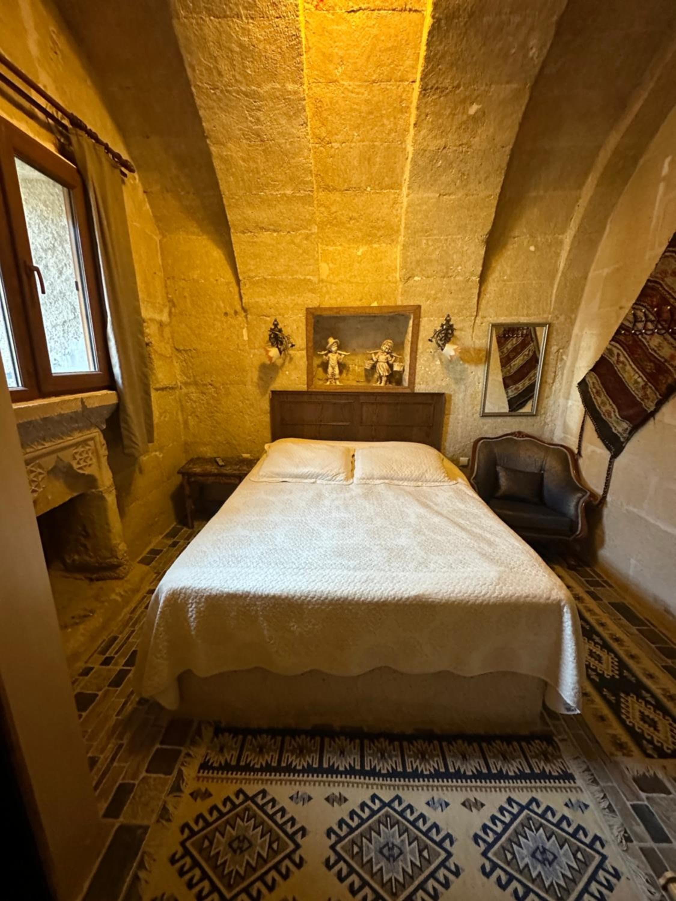Arch Room