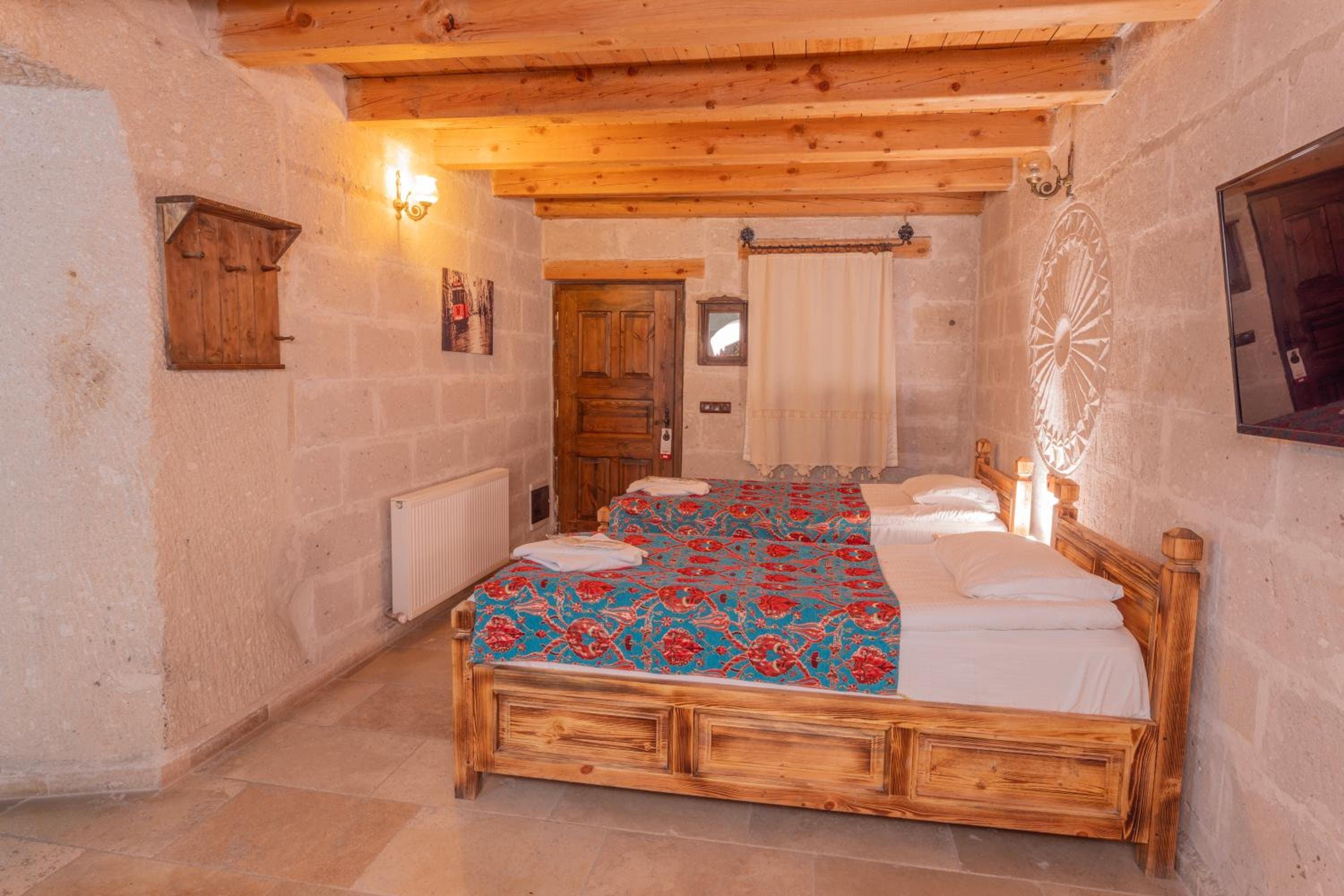 Quadruple Room with Bathroom